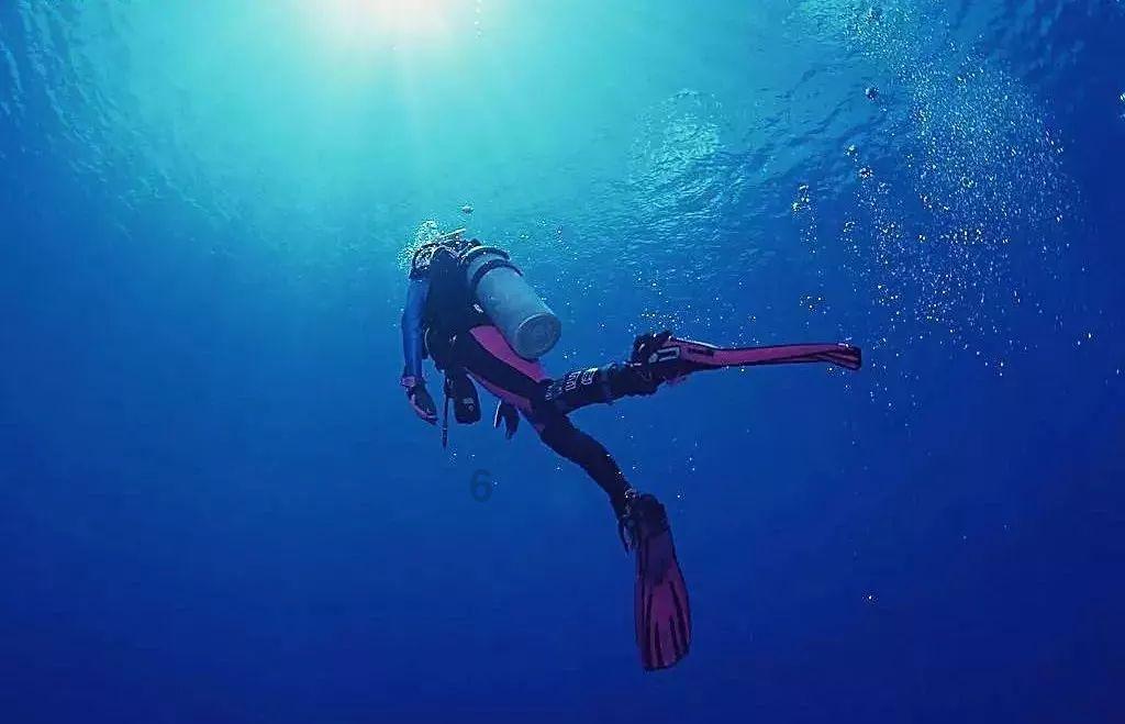 沙漠前行