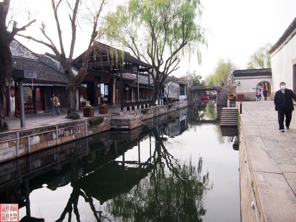 临沂高新税务:“首违不罚”描绘特色“枫”景线